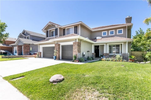 Photo of 14266 Sequoia RD, Canyon Country, CA 91387 (MLS # SR26137667)