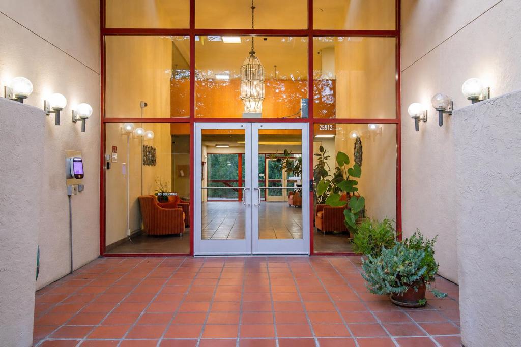 25912 Hayward Boulevard 215
