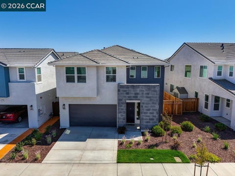 Photo of 17324 Bushwick Ln Ln, Lathrop, CA 95330 (MLS # 41138506)