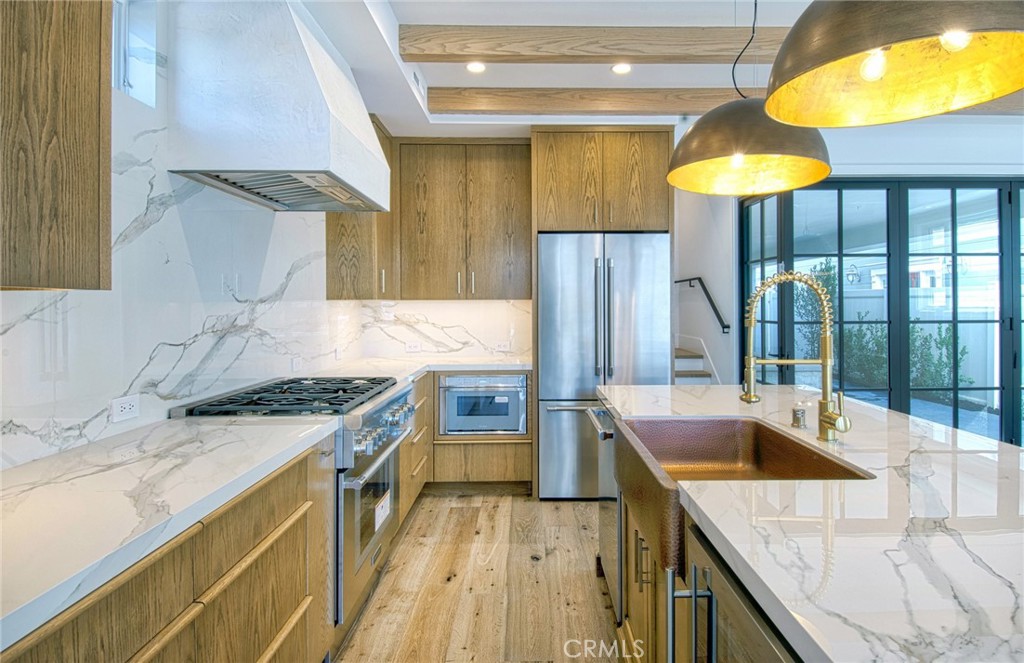 710 Avocado Avenue A