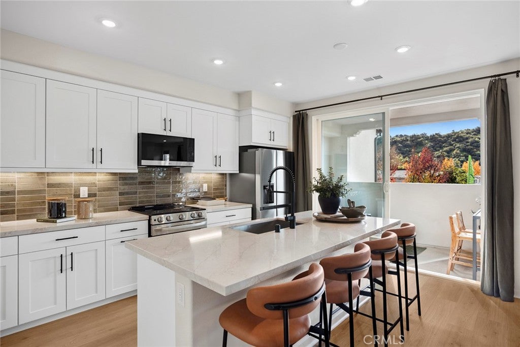 556 Gregory Way