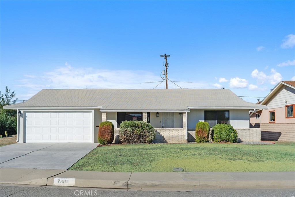 If you are looking for lock-and-go ease in one of the most vibrant retirement communities in Southern California- you just found it! This delightful single story home offering 2 bedrooms and 1 beautifully updated bath, spans 1,055 square feet of modern comfort. Completely and thoughtfully renovated, it is everything you hope for when you think "move-in ready." The exterior has been freshly painted in creamy neutrals, with waterwise landscaping that requires next to no maintenance. Inside there is new paint and flooring throughout. The bathroom has been redone in a clean, modern style, as has the kitchen- with new cabinets, countertops and appliances. The two big bedrooms are flooded with natural light and the utility room off the kitchen would make an excellent craft, or sewing room. The spacious sunroom has been newly rescreened and is the perfect spot for an afternoon iced tea, or a competitive game of mahjong. The backyard is spacious, but easy to manage, and would easily accommodate a lush rose or vegetable garden. 
Are you ready to embrace a lifestyle of comfort and convenience? Don't wait on this beautifully redone, low-maintenance home, ready for you to move in and make your own!