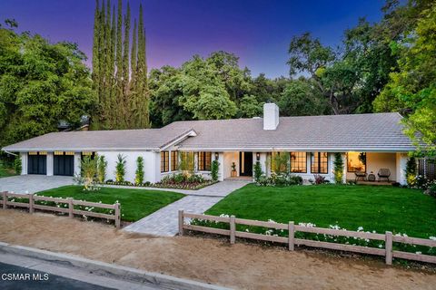 Photo of 31652 Blue Meadow Lane, Westlake Village, CA 91361 (MLS # 225003158)