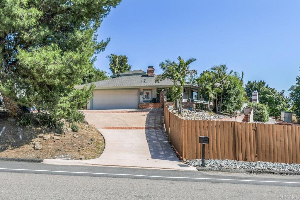 1923 Hidden Mesa rd