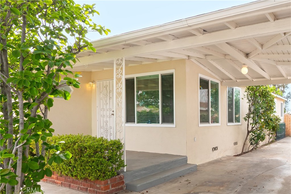 7579 Emerald Street