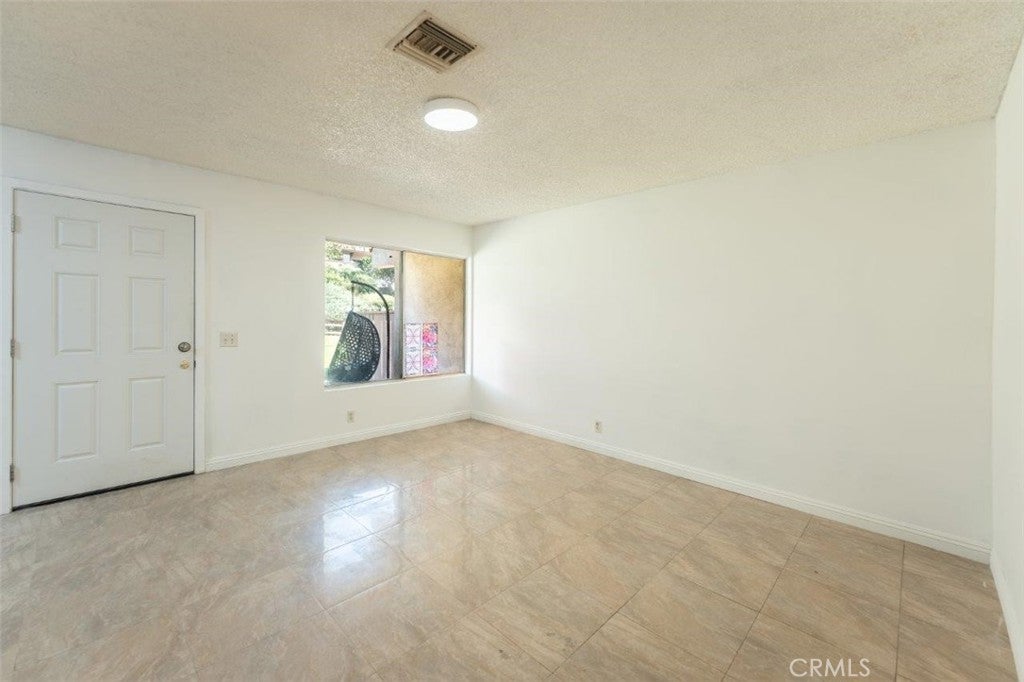 1250 S Diamond Bar B