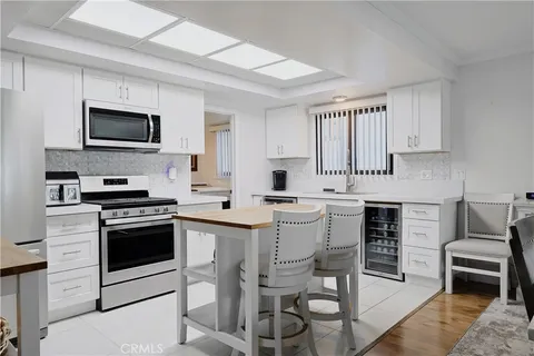 212 E Imperial Avenue Unit A, El Segundo, CA 90245 - MLS#: SB25227102