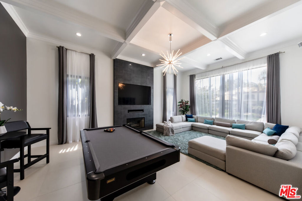 5474 Amber Circle