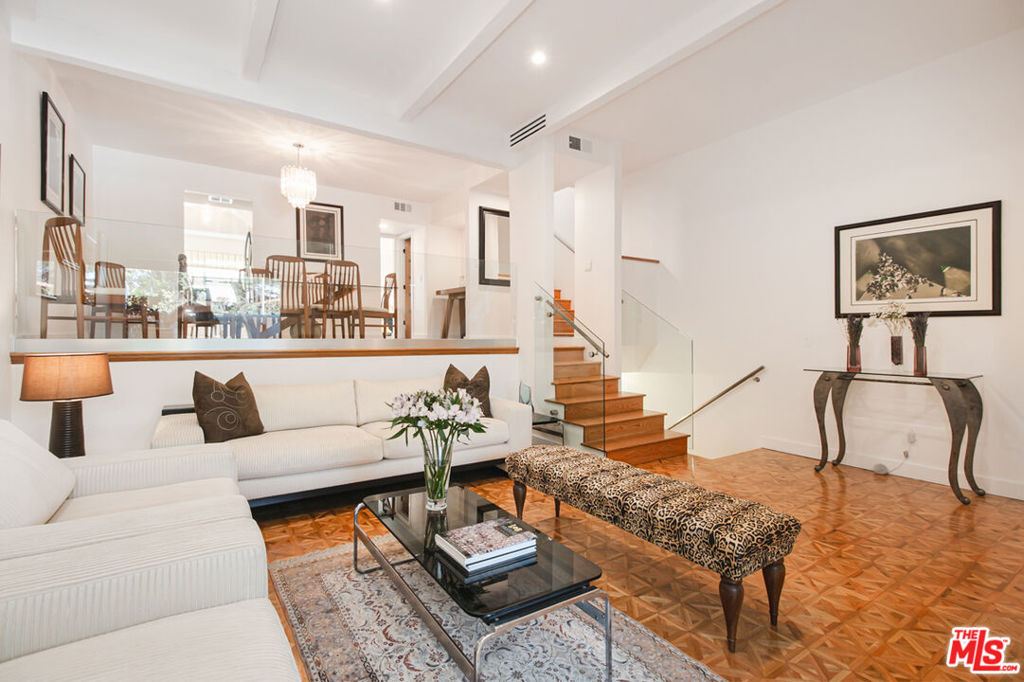 11868 Moorpark Street D