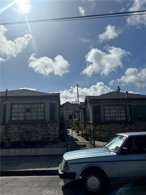 2768 Randolph Street Huntington Park CA 90255