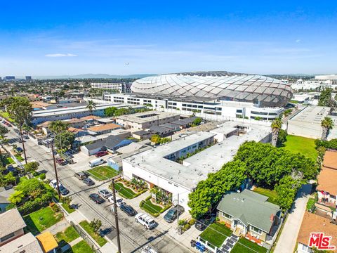 Photo of 3835 W 104th Street, Inglewood, CA 90303 (MLS # 26674097)