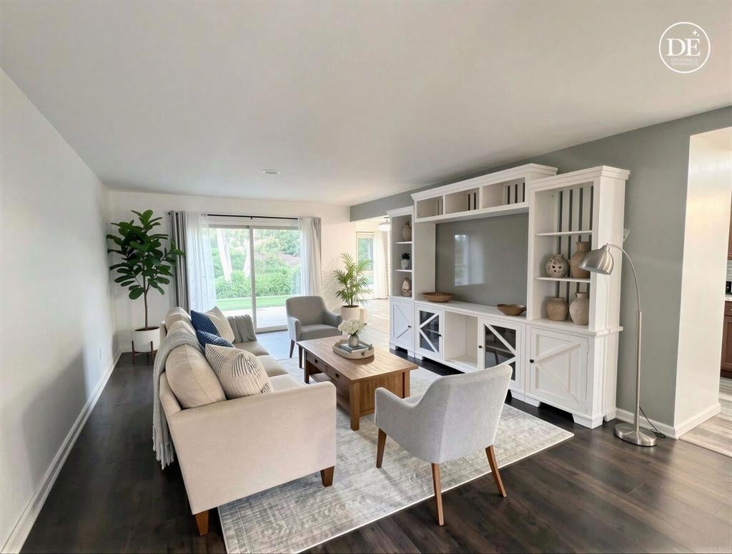 4608 Driftwood Circle