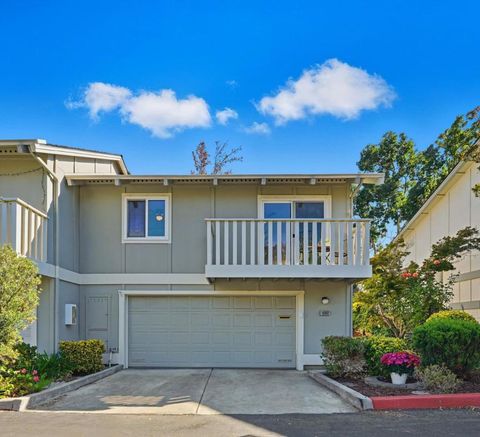 Photo of 10902 Northfield Square, Cupertino, CA 95014 (MLS # ML82025489)