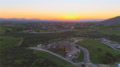 38101 Via Lobato Temecula CA 92592