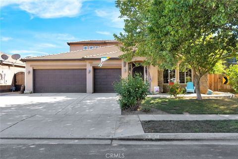 Photo of 6367 E Dayton Avenue, Fresno, CA 93727 (MLS # FR26076415)