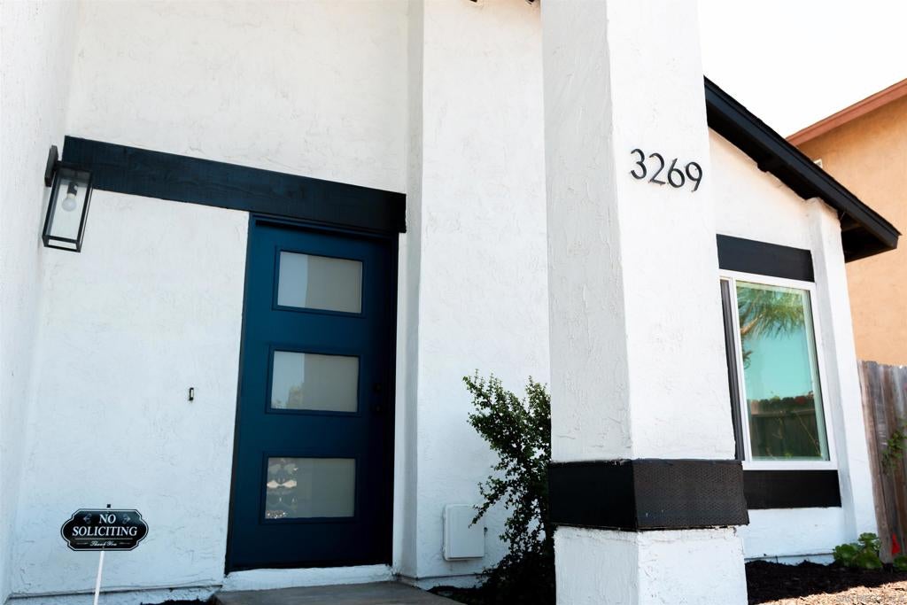 3269 Carnell Ave Ave, San Diego CA 92154