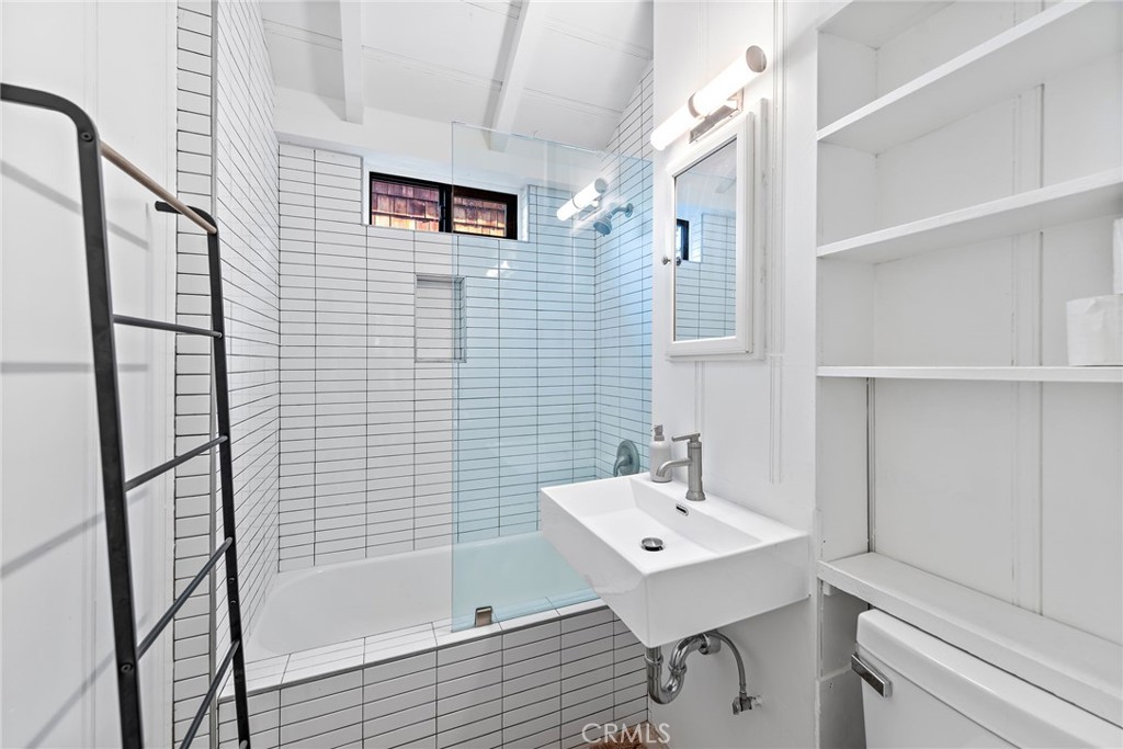 Woods Cove (WC) - Residential Lease