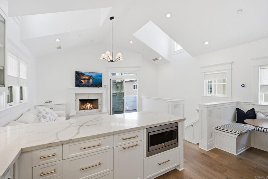 748 G Avenue