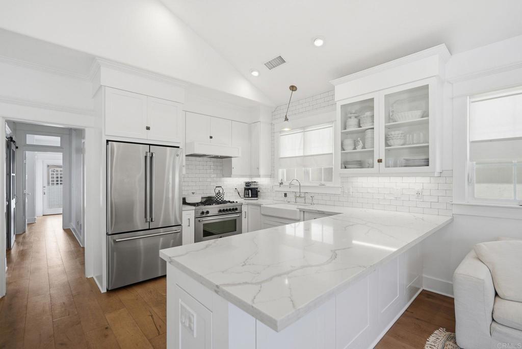 748 G Avenue