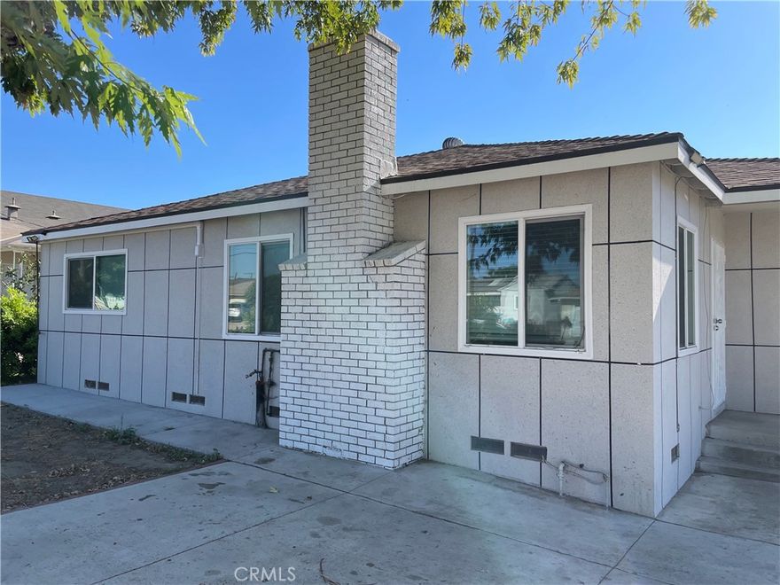 This is a 6 bedrooms, 3 bathrooms single resident situated on a 20,130 square foot lot in a desirable Chino neighborhood. Freshly interior paint with newly installed wood liked water proof vinyl flooring and all recessed lights. Power penal had been upgraded to 200 AMP unit. Great investor opportunity. It maybe a potential to build additional ADU and Junior ADU units in the back. Convenient location, close to coveted Chino Schools, parks freeways and shopping.