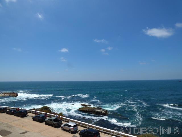 939 Coast Blvd 6A