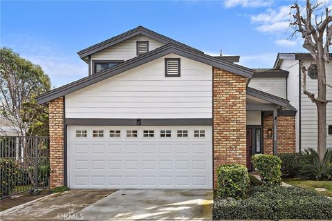 Photo of 12628 Newport Avenue, Tustin, CA 92780 (MLS # OC26081811)