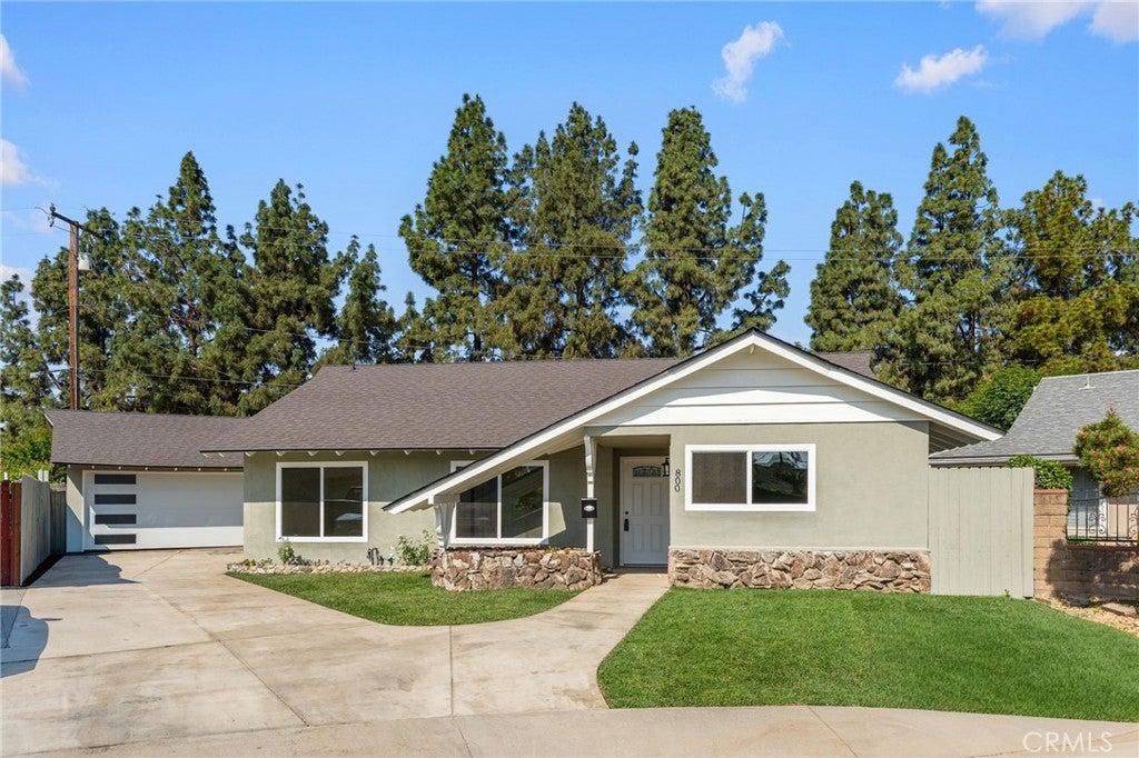 800 E Sandra Avenue