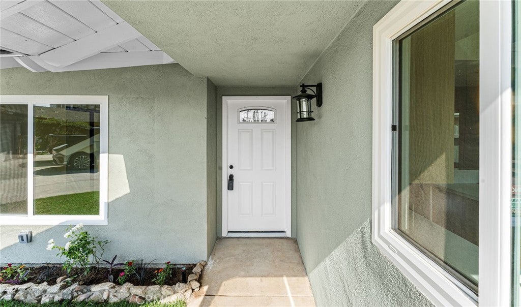 800 E Sandra Avenue