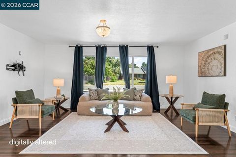 Photo of 8920 Barrhill Way Way, Fair Oaks, CA 95628 (MLS # 41131720)