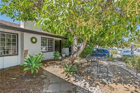 Photo of 1868 Cloud Court, Simi Valley, CA 93065 (MLS # SR26110482)