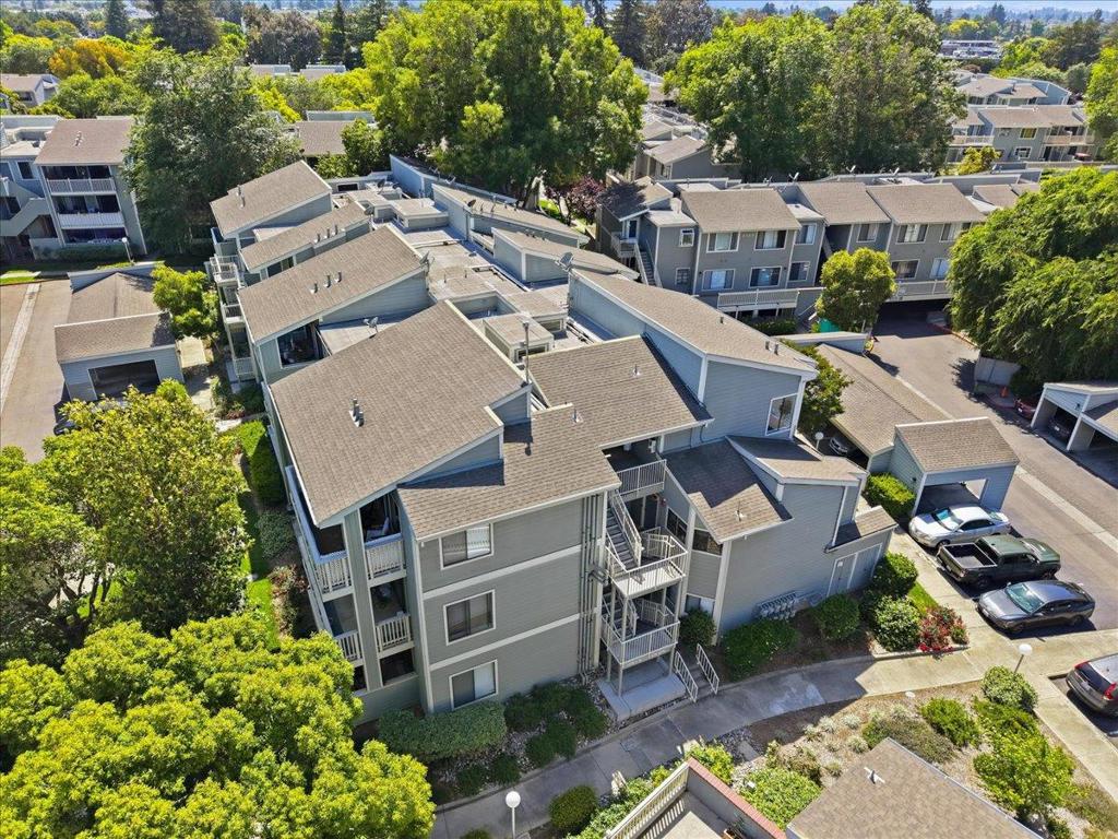 3475 Deerwood Terrace 304