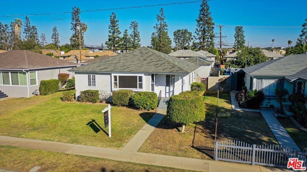 listing image 130720671403870641899