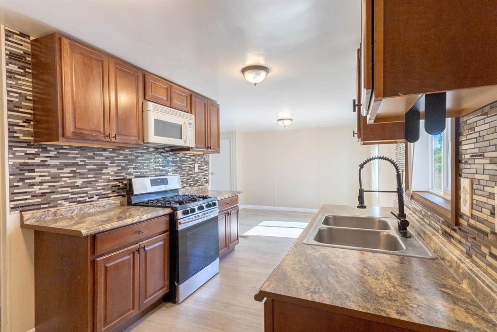 4660 N. River Road 80