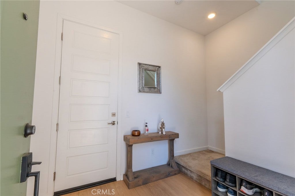 27504 Illumination Court