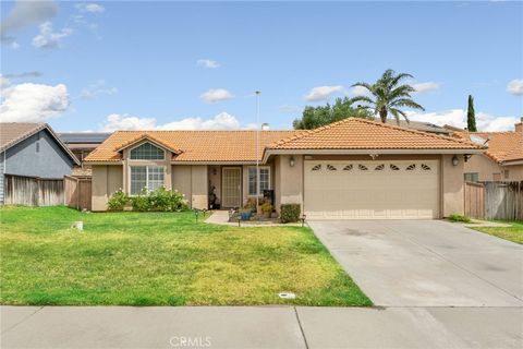 Photo of 2330 W Sunrise Drive, Rialto, CA 92377 (MLS # IG26093502)