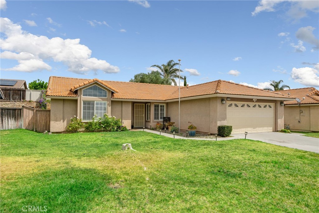 2330 W Sunrise Drive