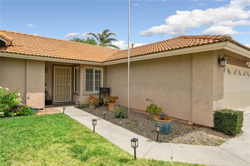 2330 W Sunrise Drive