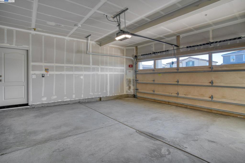 BAYVIEW - Residential