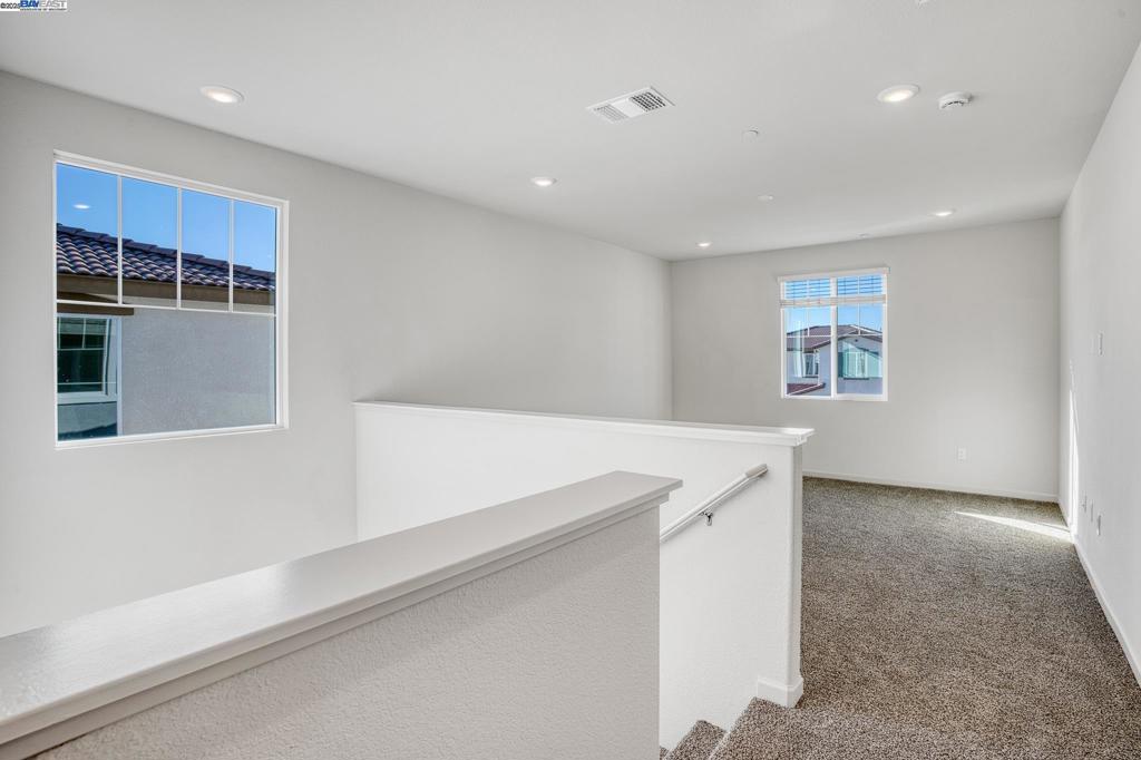 BAYVIEW - Residential