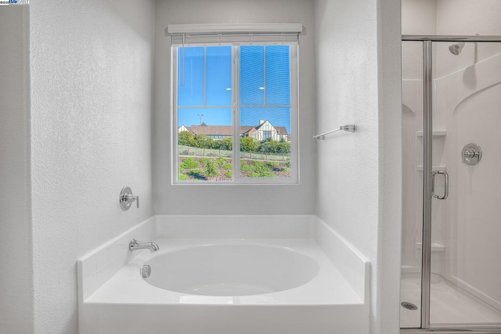 BAYVIEW - Residential