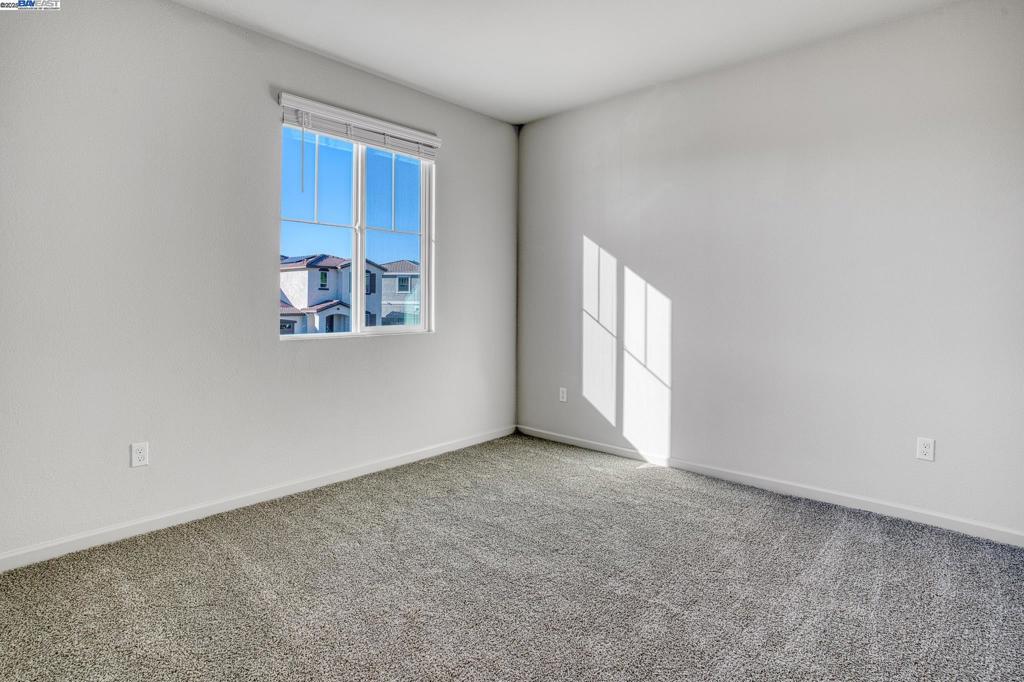 BAYVIEW - Residential