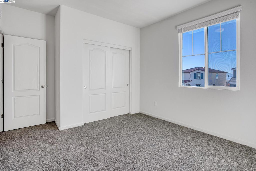 BAYVIEW - Residential