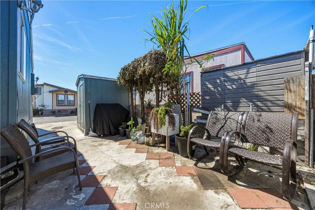 211 S Beach 119