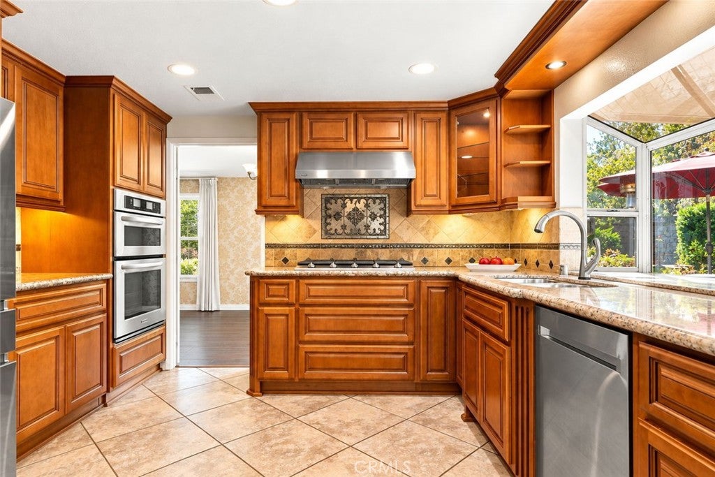 1420 Paseo Marlena