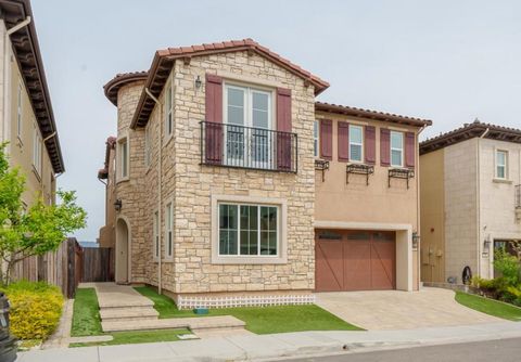 Photo of 1195 Trumpet Vine Lane, San Ramon, CA 94582 (MLS # ML82041195)