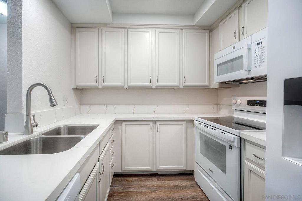 432 Edgehill Lane 165