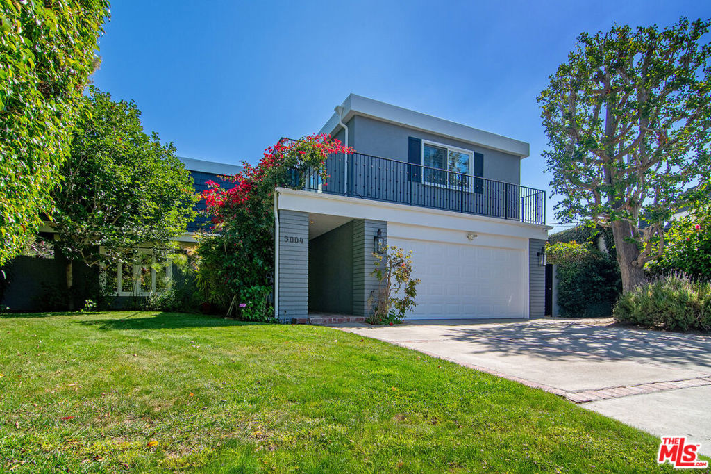 3004 Stoner Avenue