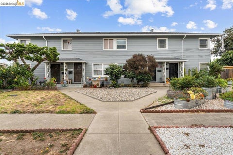 Photo of 1802 Second ST #M, Alameda, CA 94501 (MLS # 41148812)