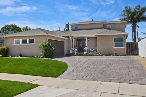 Photo of 19536 Kittridge Street, Reseda, CA 91335 (MLS # SR25153945) Photo of 19536 Kittridge Street, Reseda, CA 91335 (MLS # SR25153945)
