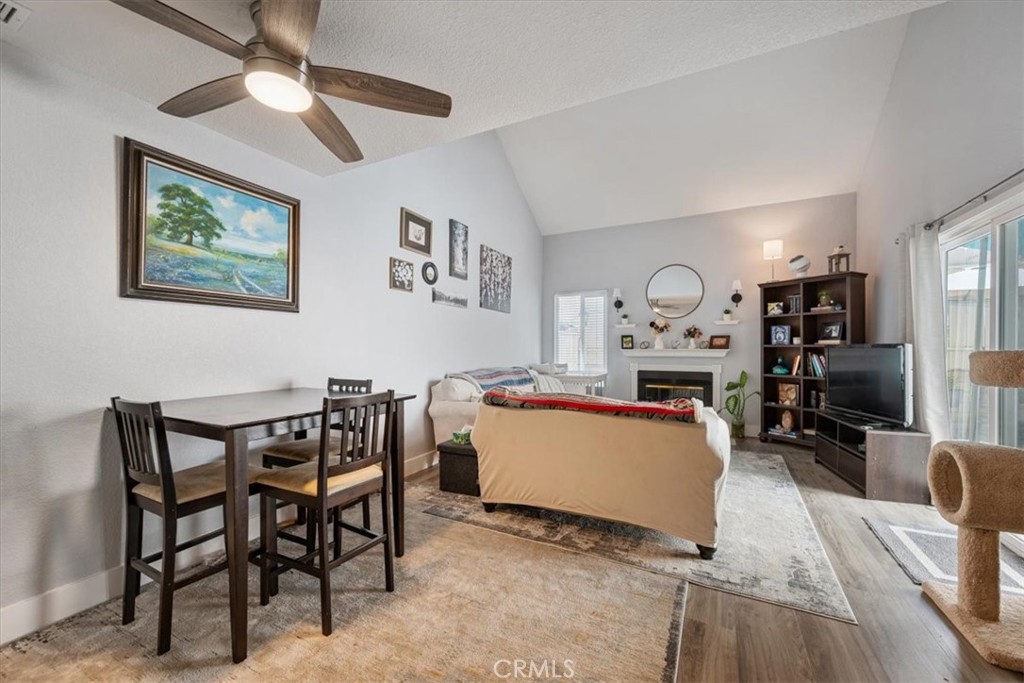 10710 El Camino Real 7